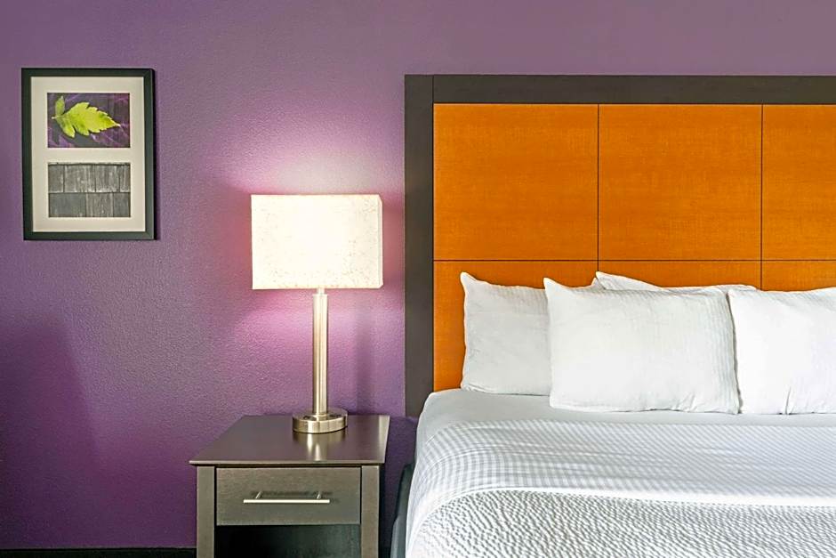 La Quinta Inn & Suites by Wyndham Phoenix Scottsdale
