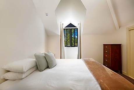 Standard Three-Bedroom Apartment