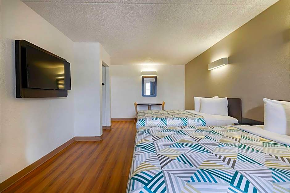 Motel 6-Beaumont, TX