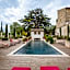 Boutique Hôtel La Villa Montesquieu & sa piscine