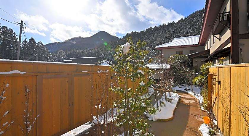 Shima Onsen Yoshimoto