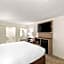 Clarion Pointe Kennesaw Town Center