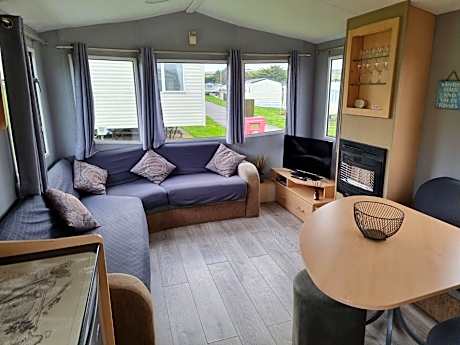 Newquay Bay Holiday Resort Caravan 142