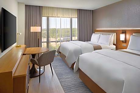 1 king and 2 queen beds, 2 Bedroom Executive Suite