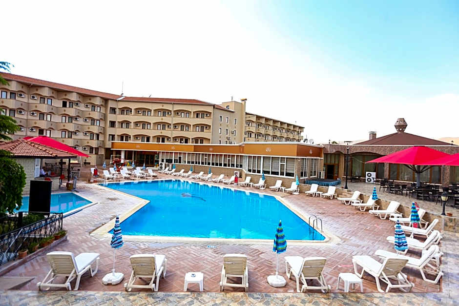 SIGNATURE GARDEN AVANOS Hotel & SPA