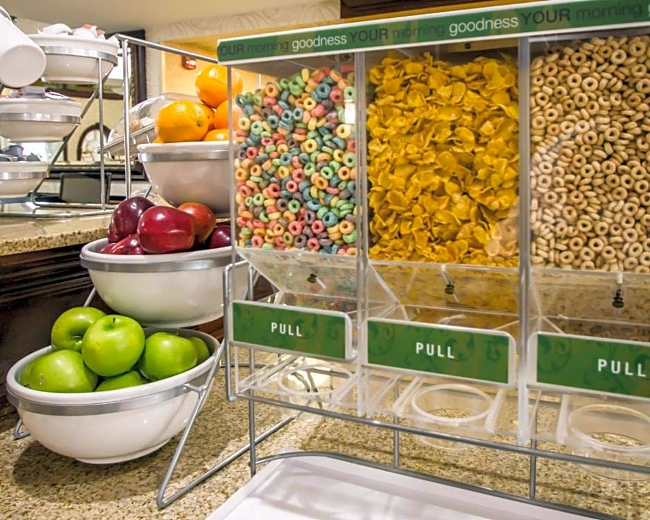 Quality Suites NYC Gateway