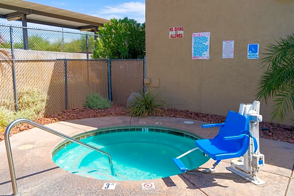 Days Inn by Wyndham Lake Havasu