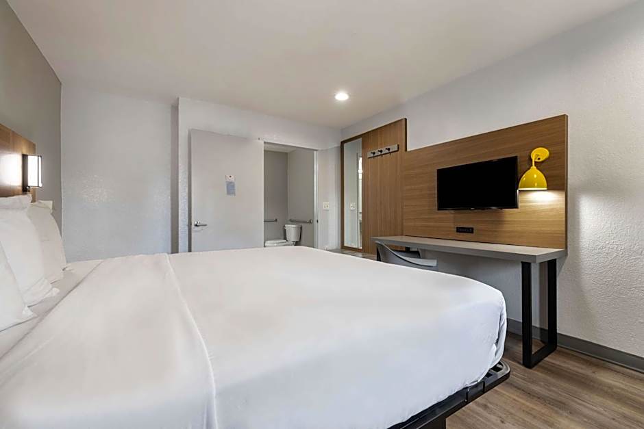 Motel 6-Santa Ana, CA