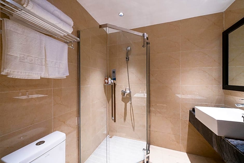 Borrman Hotel Tianmen New City