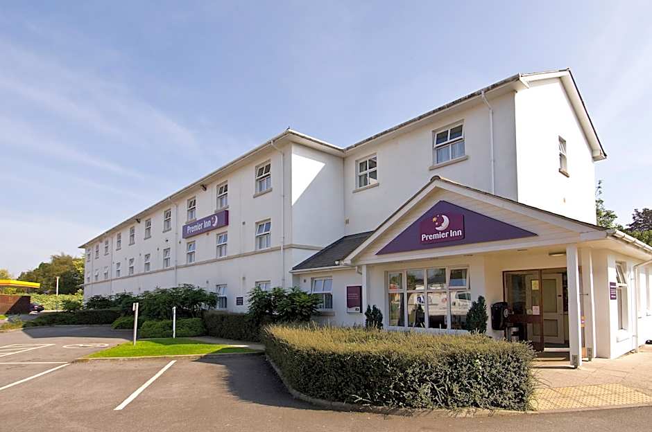 Premier Inn  Cheltenham Central (West/A40)