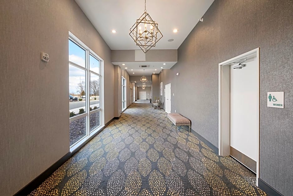 Holiday Inn & Suites Decatur-Forsyth By IHG