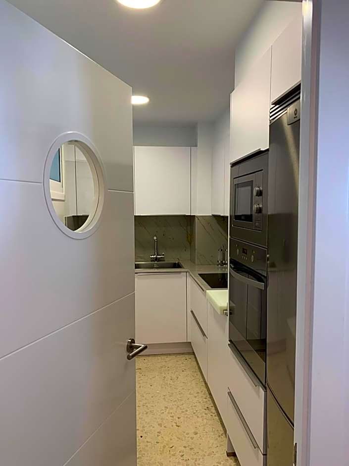 Mirando al Mar. Playa America