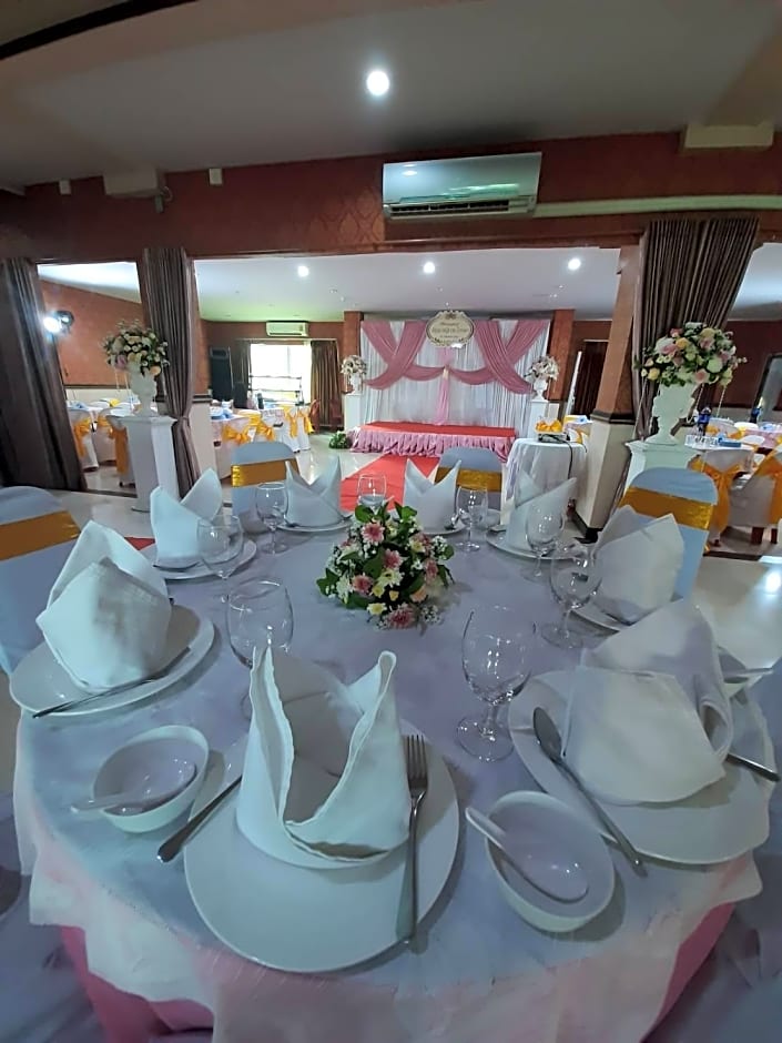 Le Parc Wangnang Hotel