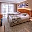 GHT Oasis Park & Spa