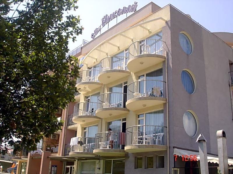хотел Свети Николай Приморско