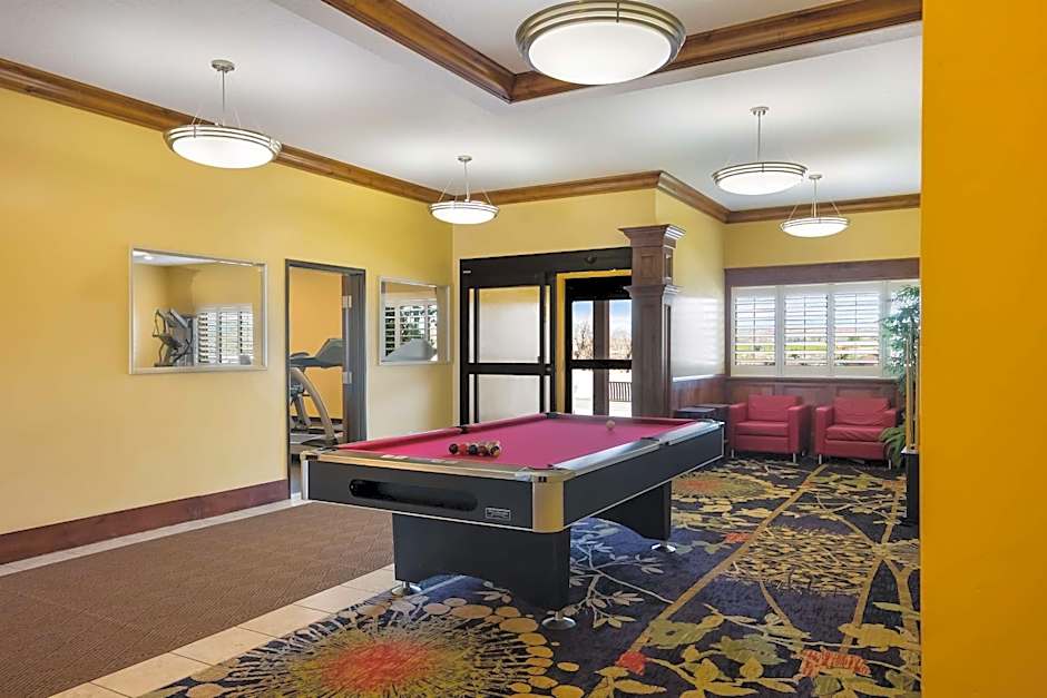 Best Western Plus Landmark Hotel