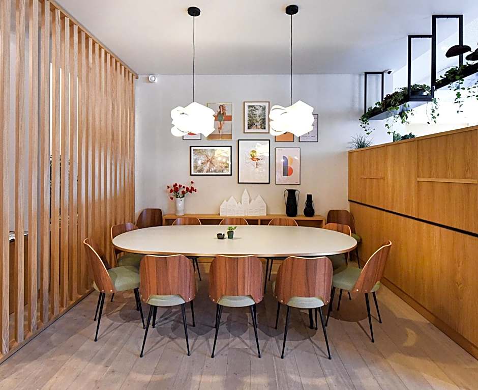 Plan B Hotel - Living Chamonix