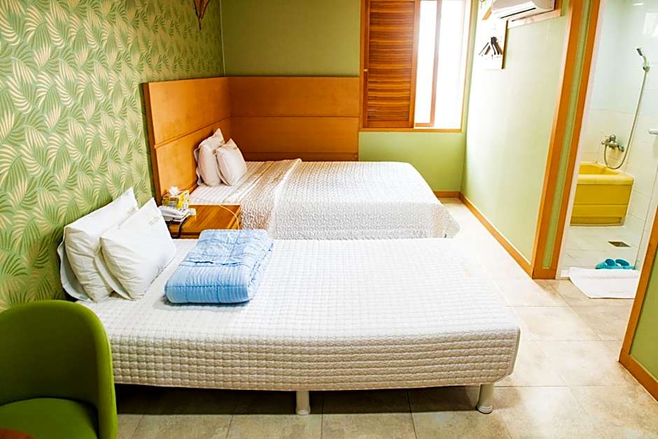 Prada motel