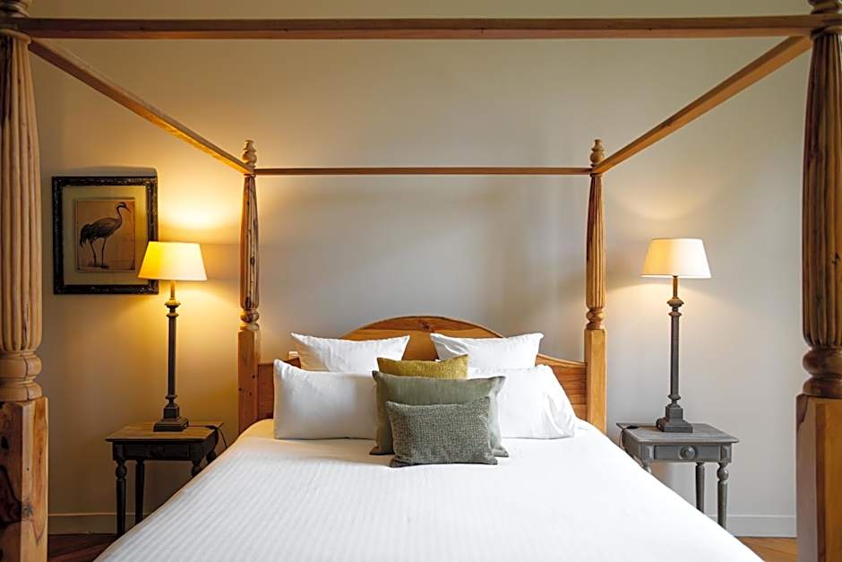 Château de Perreux, The Originals Collection