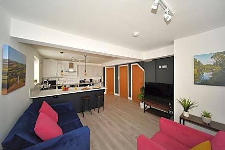 Chester Suite - Chester Road Apartments by