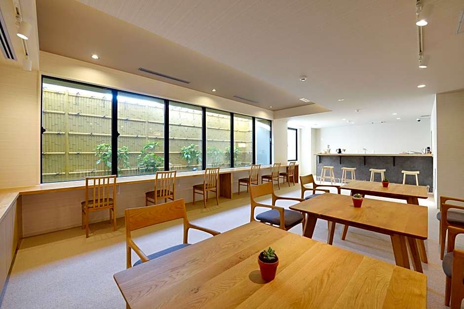 KYOTO MACHIYADO SHIJOKARASUMA