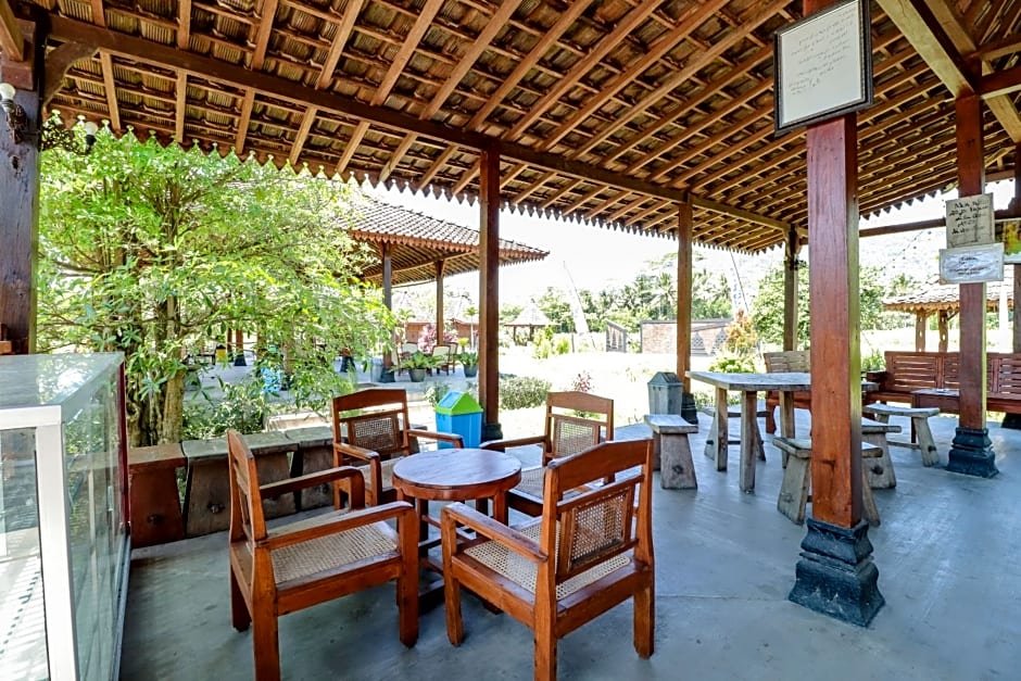 Balkondes Duta Menoreh by ZUZU