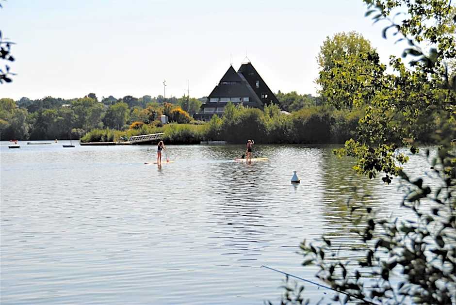Ethic Etapes Lac De Maine