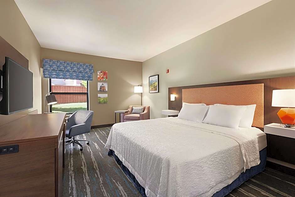 Hampton Inn By Hilton Tracy CA