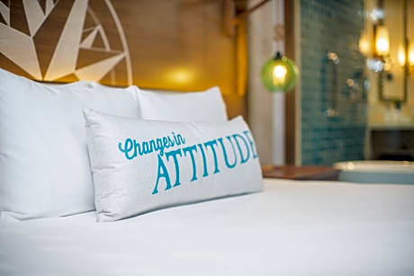Luxury Paradise Swim-up Suite