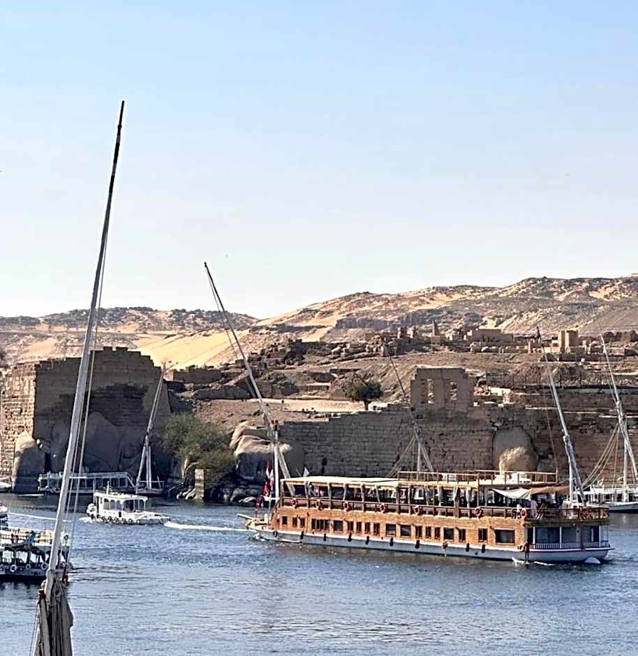 Artika Wadi Kiki Hotel