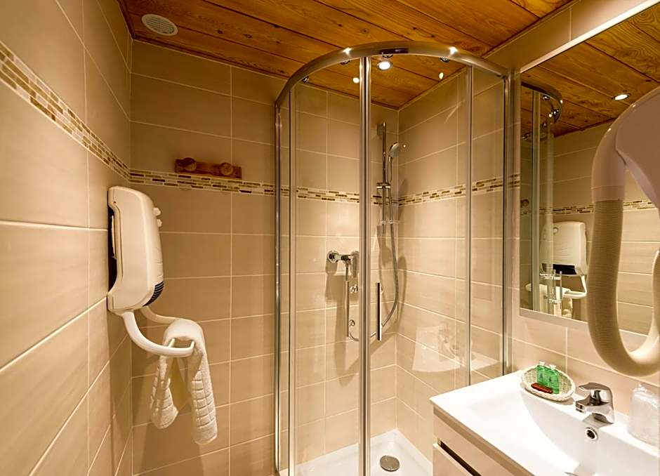 Logis Hôtel Spa la Cascade