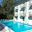 B&B Promenade Hotel Simple con Piscina