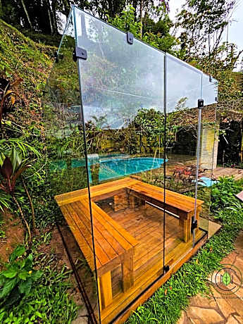 Chalé Hibisco Amarelo