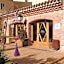 La Figuerola Hotel & Restaurant