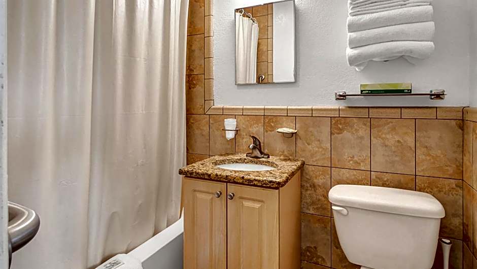 Page Terrace Beachfront Hotel