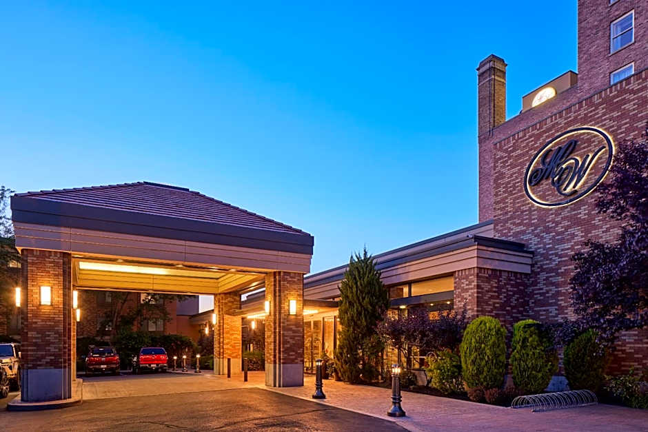 Marcus Whitman Hotel And Conference Center