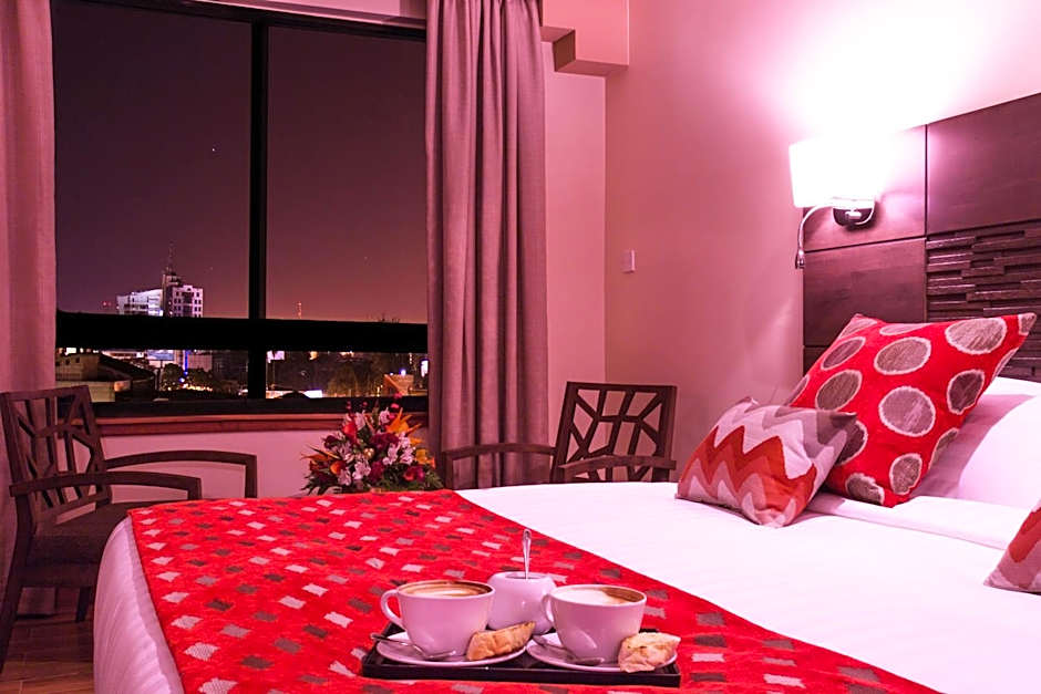 Bidwood Suite Hotel, Opposite Sarit Centre