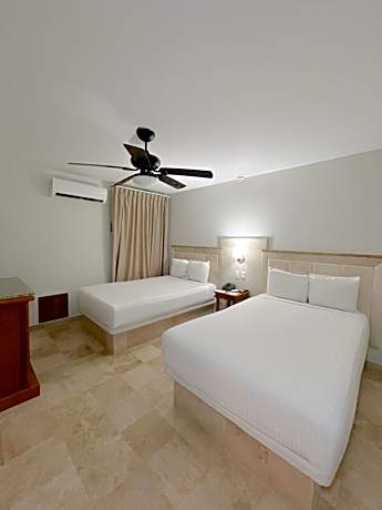 Two Double Beds - No Balcony