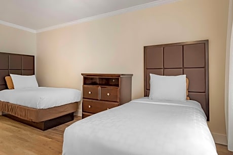 Suite-1 King Bed, Non-Smoking, Two Twin Beds, Two Rooms Non Refundable