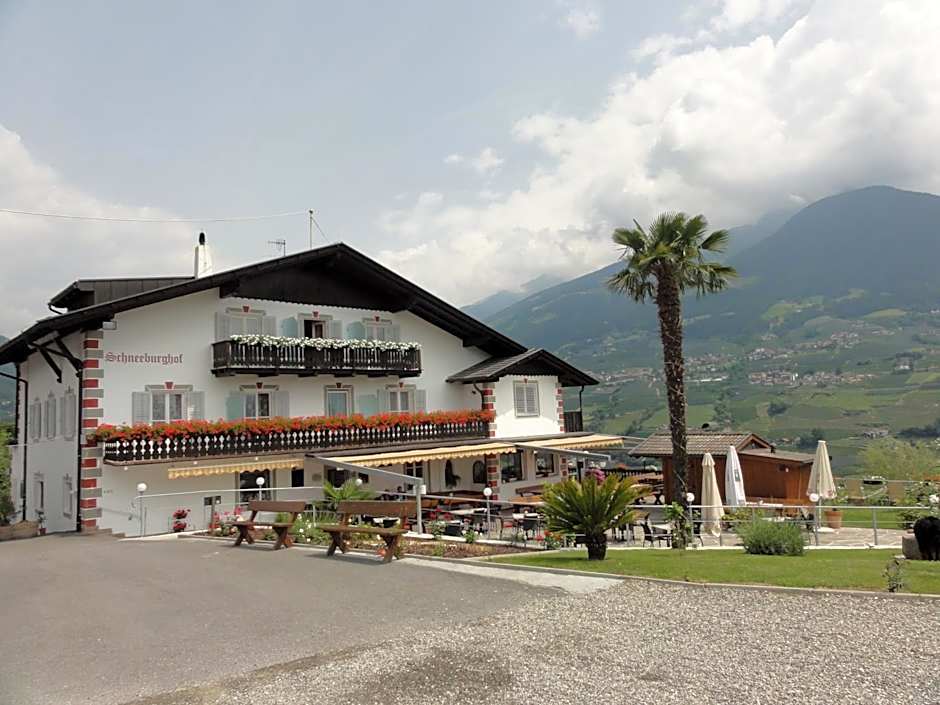 Garni Schneeburghof