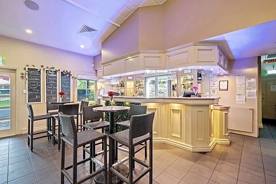 Ambassador On Ruthven