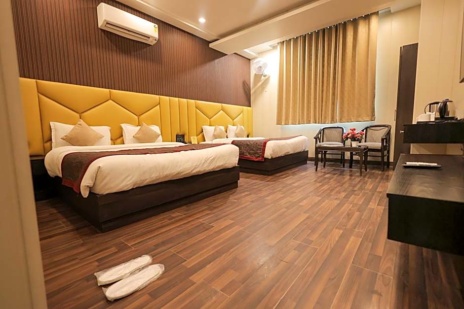 Hotel Krishnam Vrindavan – Near Banke Bihari Temple