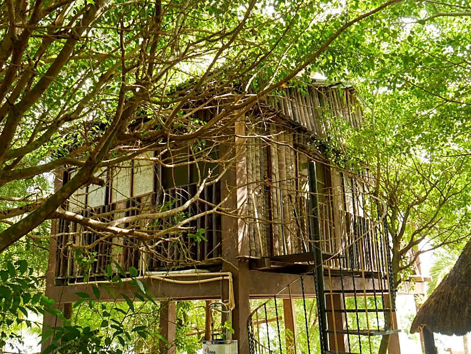 Villa Santuario Lake front Oasis