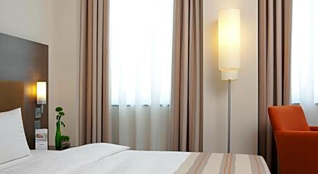 Standard Room with separate beds