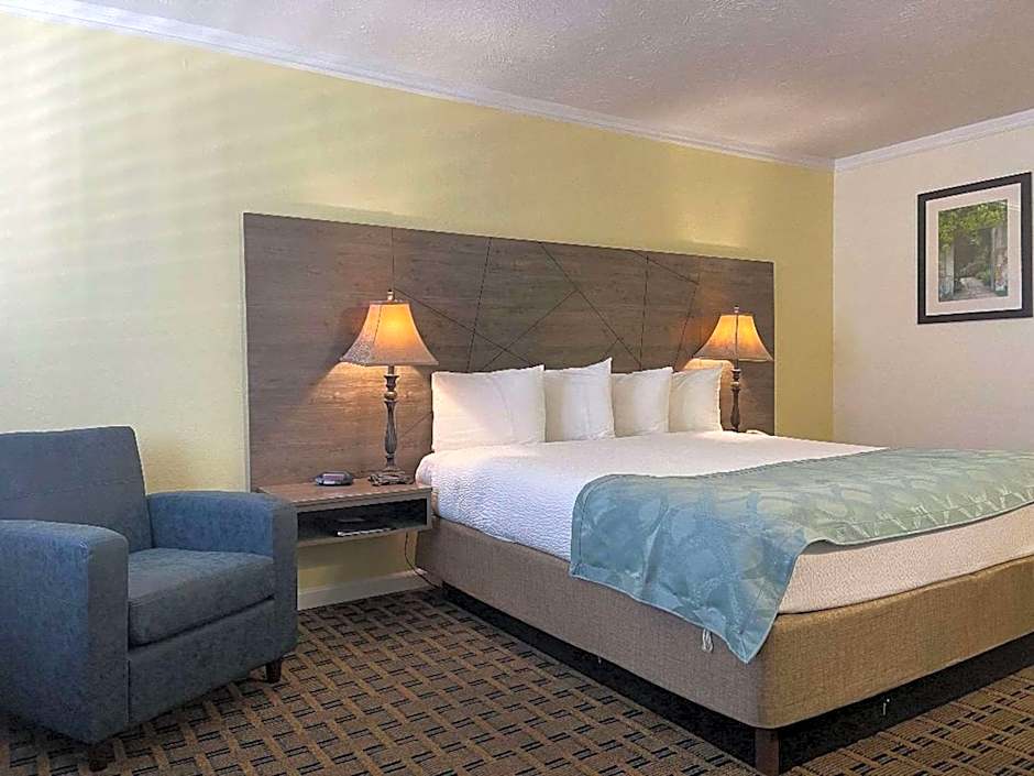 The Inn at Baechtel Creek