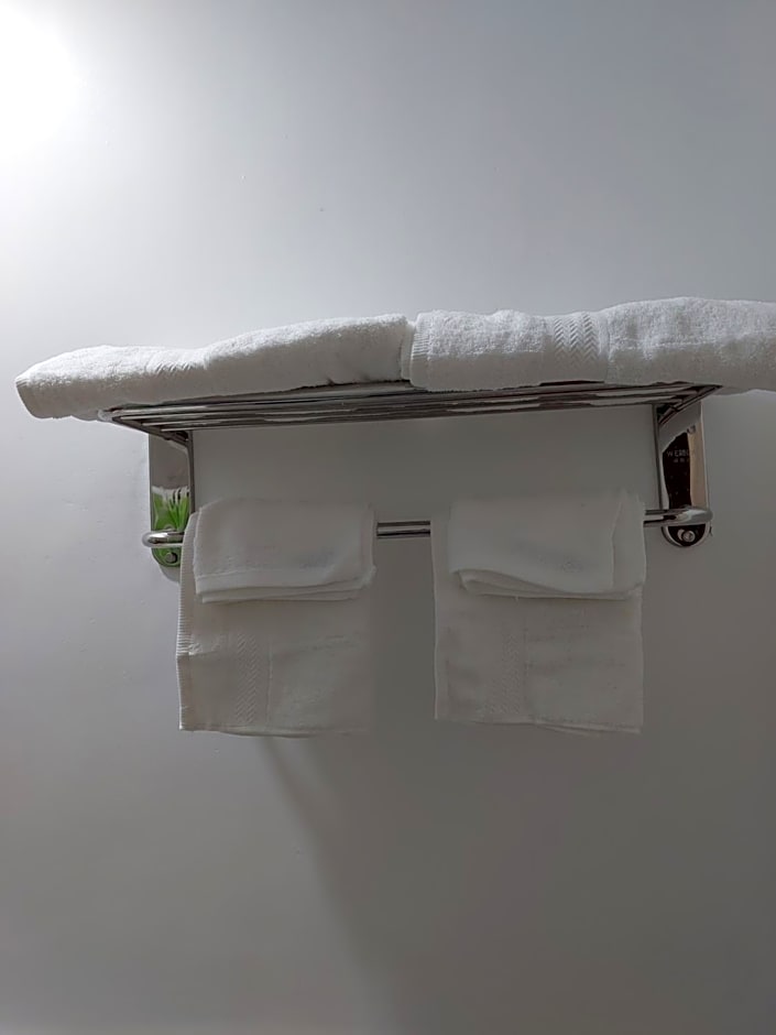 Apartelle near Philippine Arena