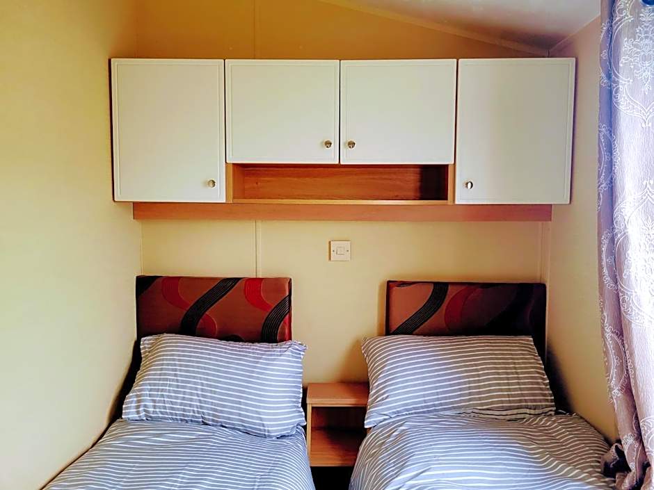 Lyons Robin Hood Holiday Park, The Shamrock Way