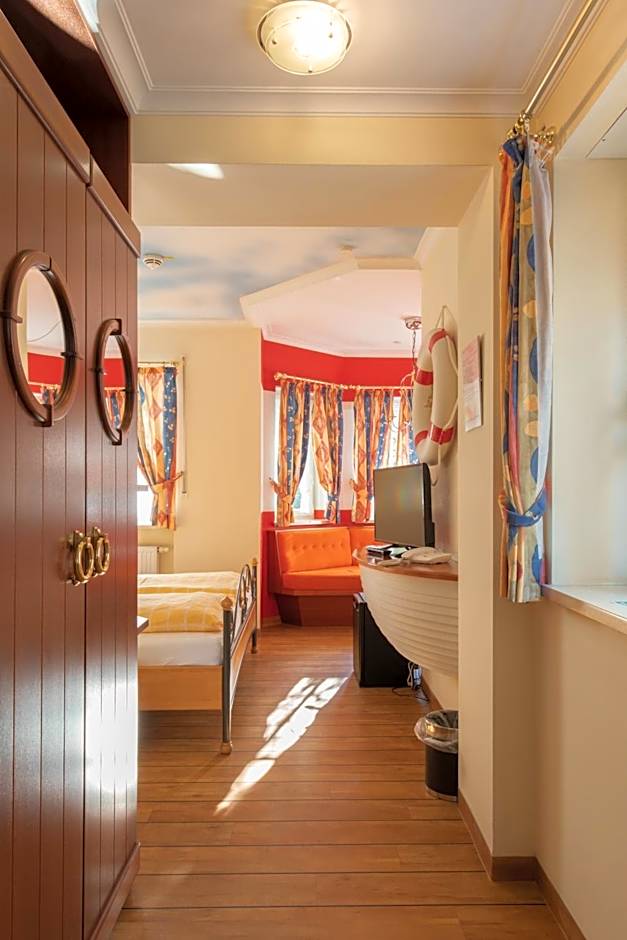 König Ludwig Design Hotel NEU Zimmer mit Sauna oder Whirlpool oder mehr