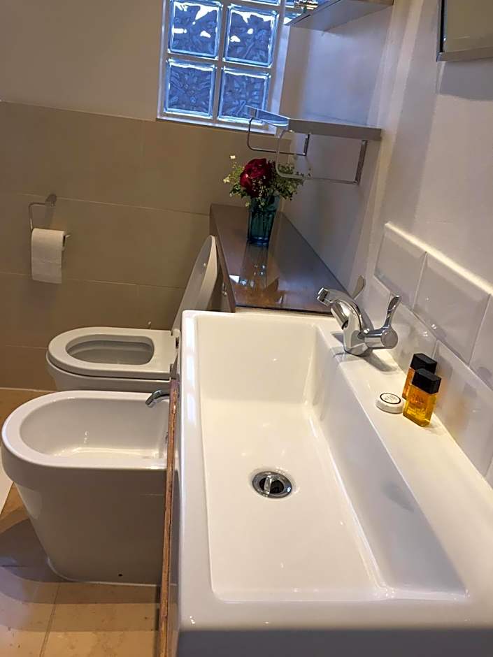 Marble Apartments Tooting House