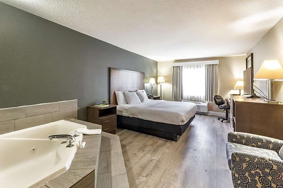 La Quinta Inn & Suites by Wyndham Richmond South